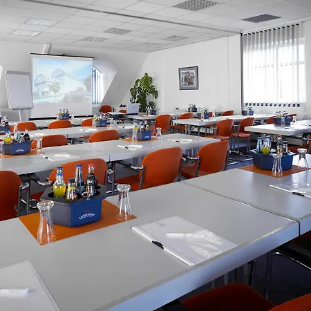 Hotel Sachsenpark-hotel 4*