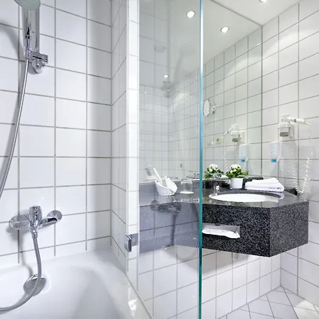 Sachsenpark-hotel Szálloda 4*