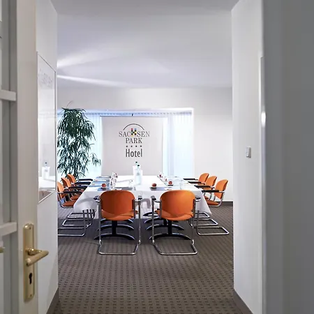 Sachsenpark-hotel Hotel