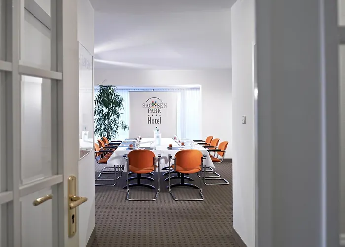 Sachsenpark-hotel Hotel